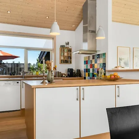 Sazdo - 1-1km From The Sea By Interhome Saltum