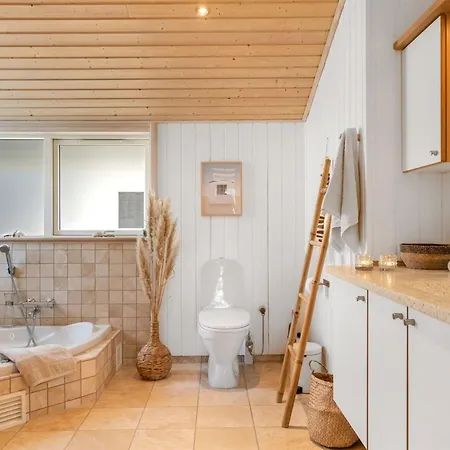 Sazdo - 1-1km From The Sea By Interhome * Saltum